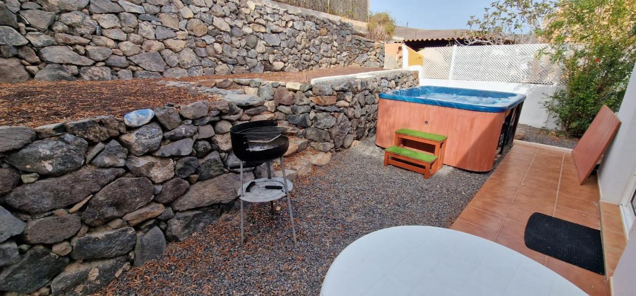 Casa Geminis, Relax, Sol Y Jacuzzi Villa Tarajalejo Bagian luar foto
